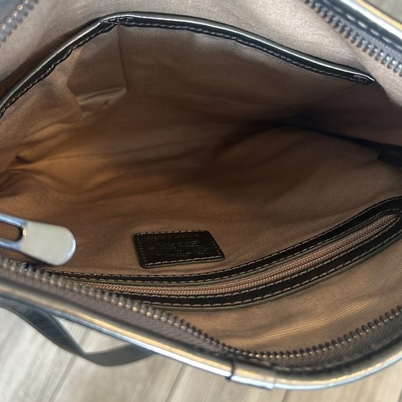 💯 authentic Burberry Patent Nova Check Dryden Crossbody Bag - Picture 11 of 16